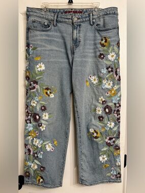 Lucky Legend Embroidered Baggy Jeans